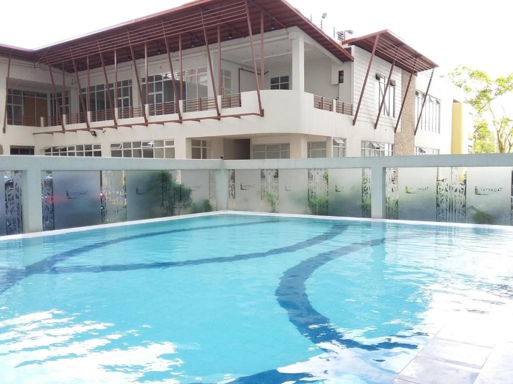 Cityland Tagaytay Taal Lake View City View Free Pool Parking Hotel Tagaytay City Exterior photo